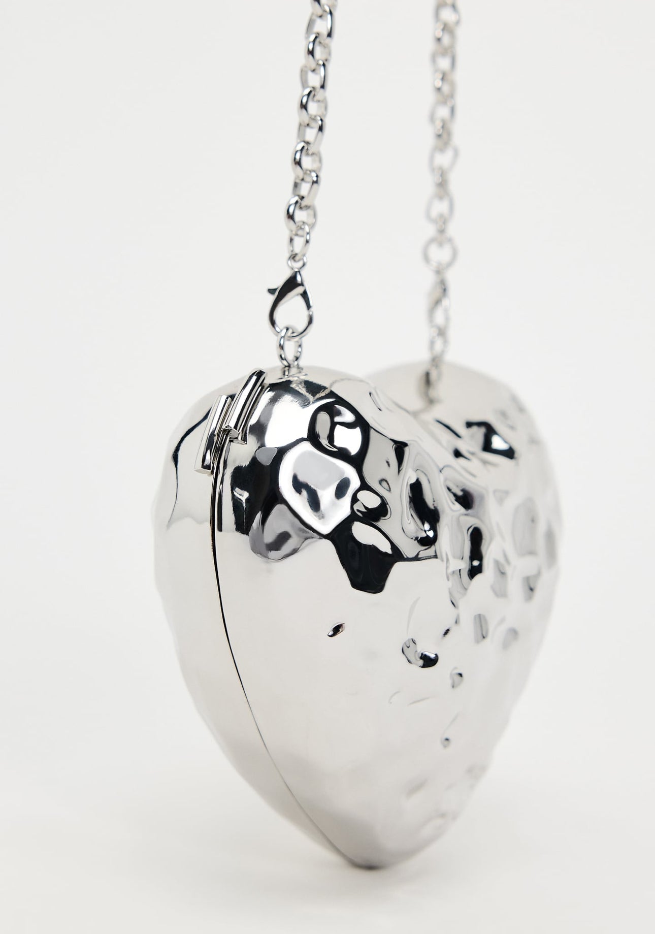 Clutch silver heart