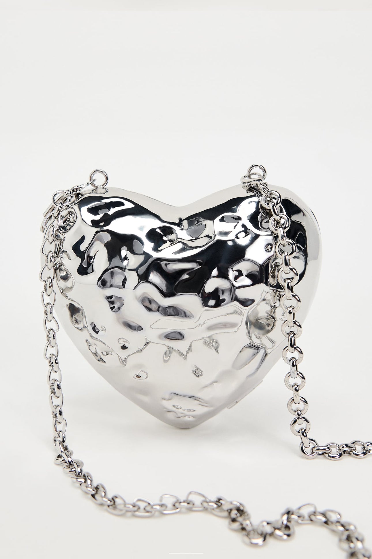 Clutch silver heart