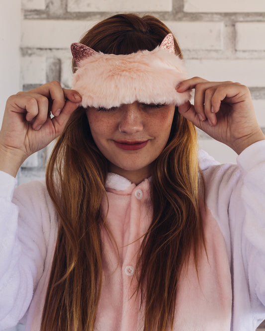 Mask kitty