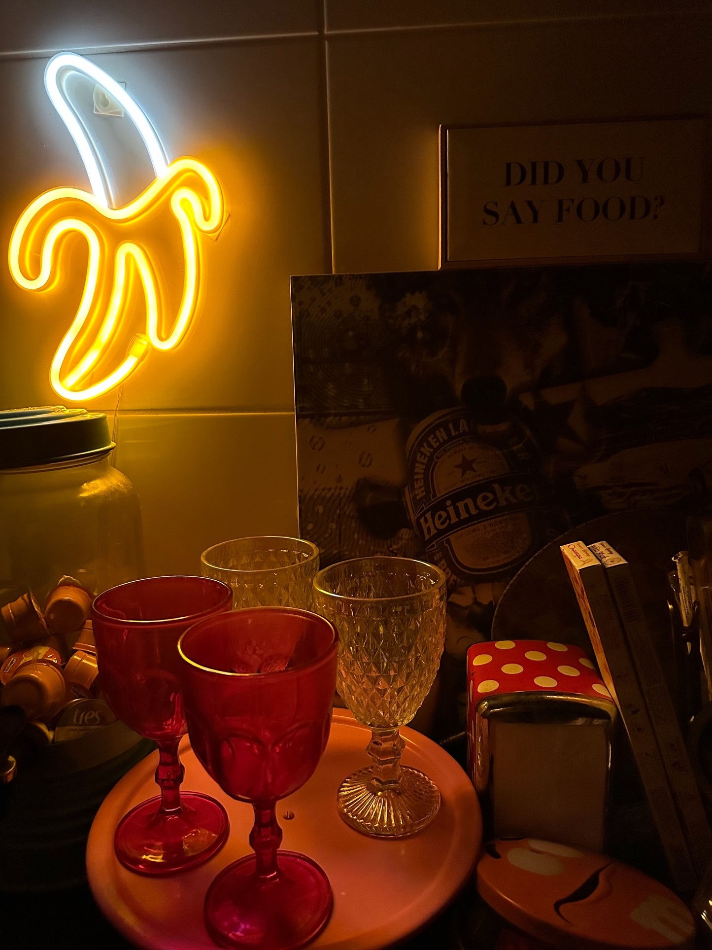 Banana neon